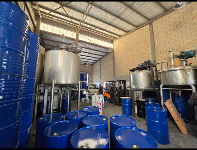 265M² WAREHOUSE TO LET IN STORMILL